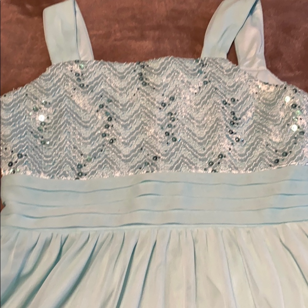 Girls Dress - Picture 5 of 8